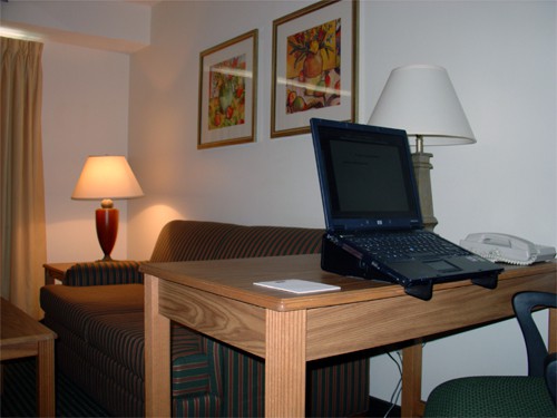 Aviator Hotel Laptop Stand